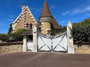 Le Donjon